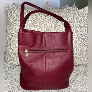 Elegant Red Pebbled Cowhide Leather Hobo/Shoulder Bag